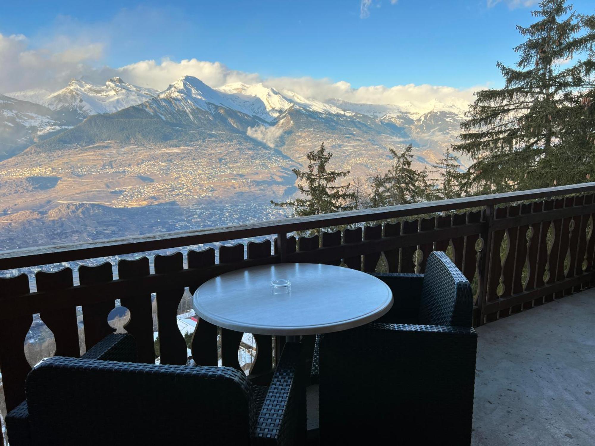 Hotel Chalet Royal Вейзоназ Екстериор снимка